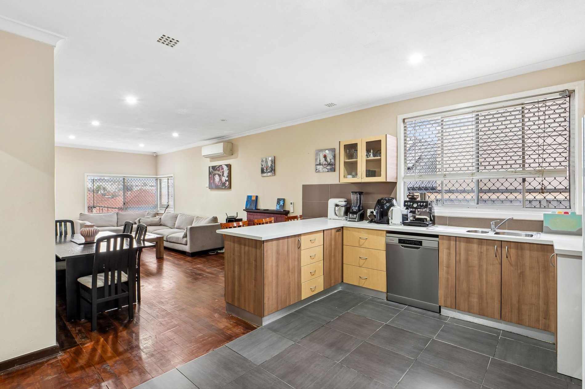 104/36 Tenth Avenue, MAYLANDS WA 6051, Maylands - Thumbnail 3