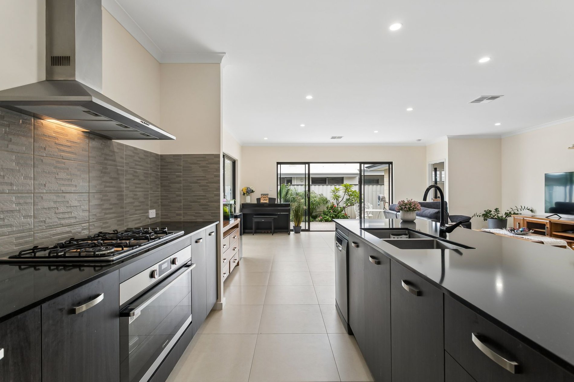 104/36 Tenth Avenue, MAYLANDS WA 6051, Maylands - Thumbnail 8