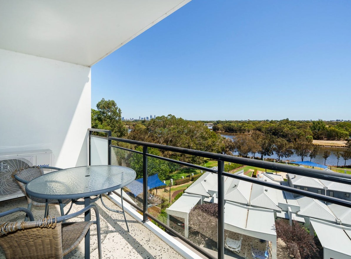 104/36 Tenth Avenue, MAYLANDS WA 6051, Maylands - Thumbnail 2