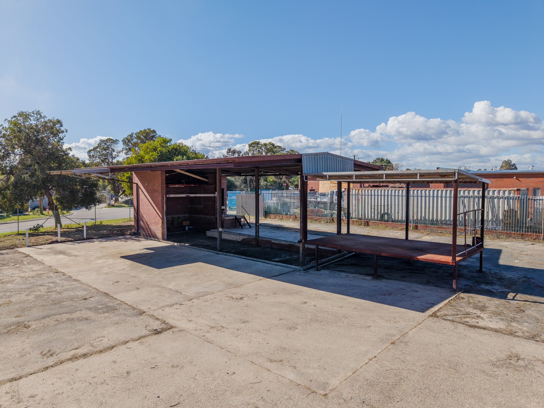 30 Leslie Road, MIDDLE SWAN WA 6056