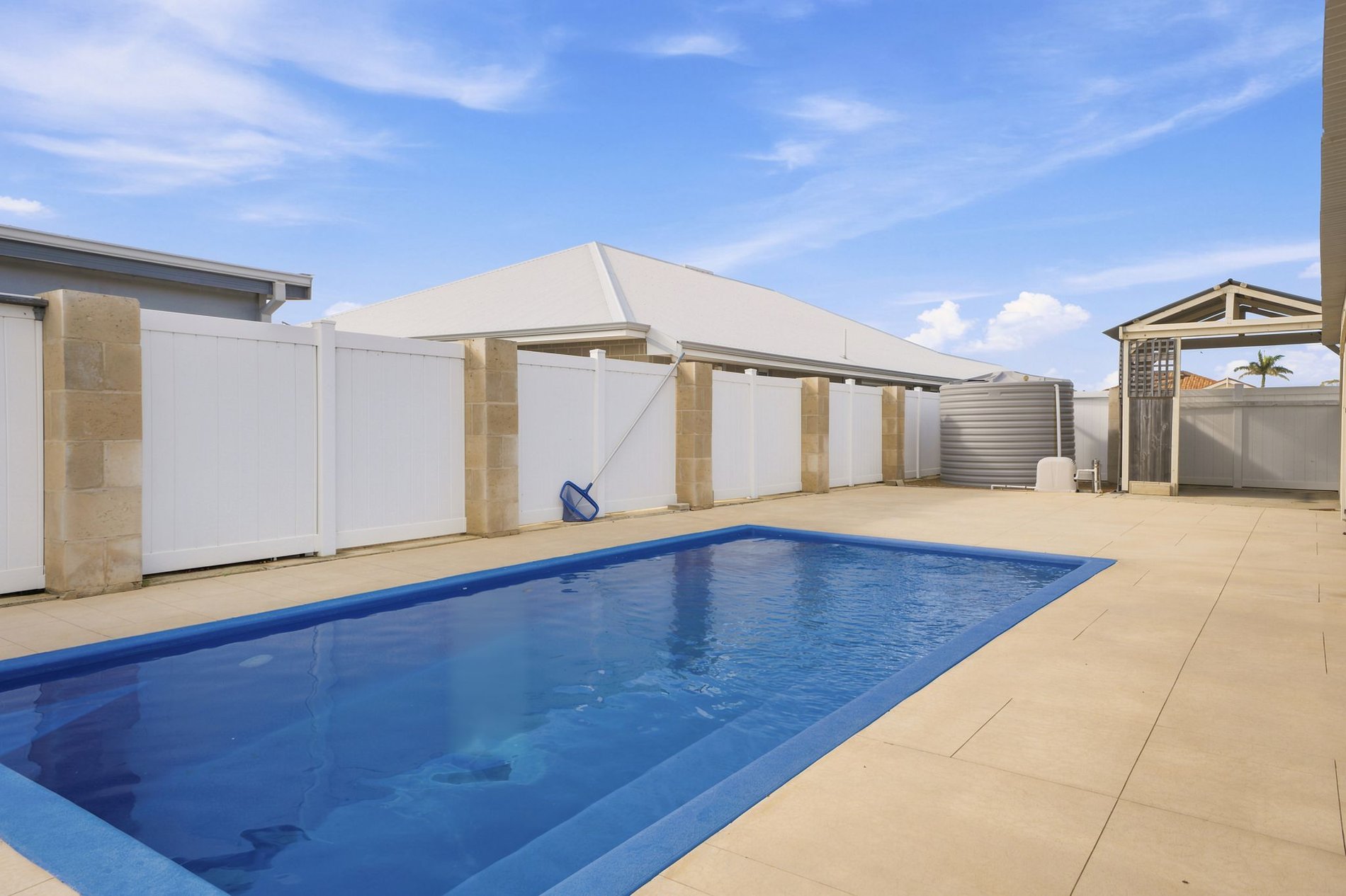35 Crowtherton Street, BLUFF POINT WA 6530