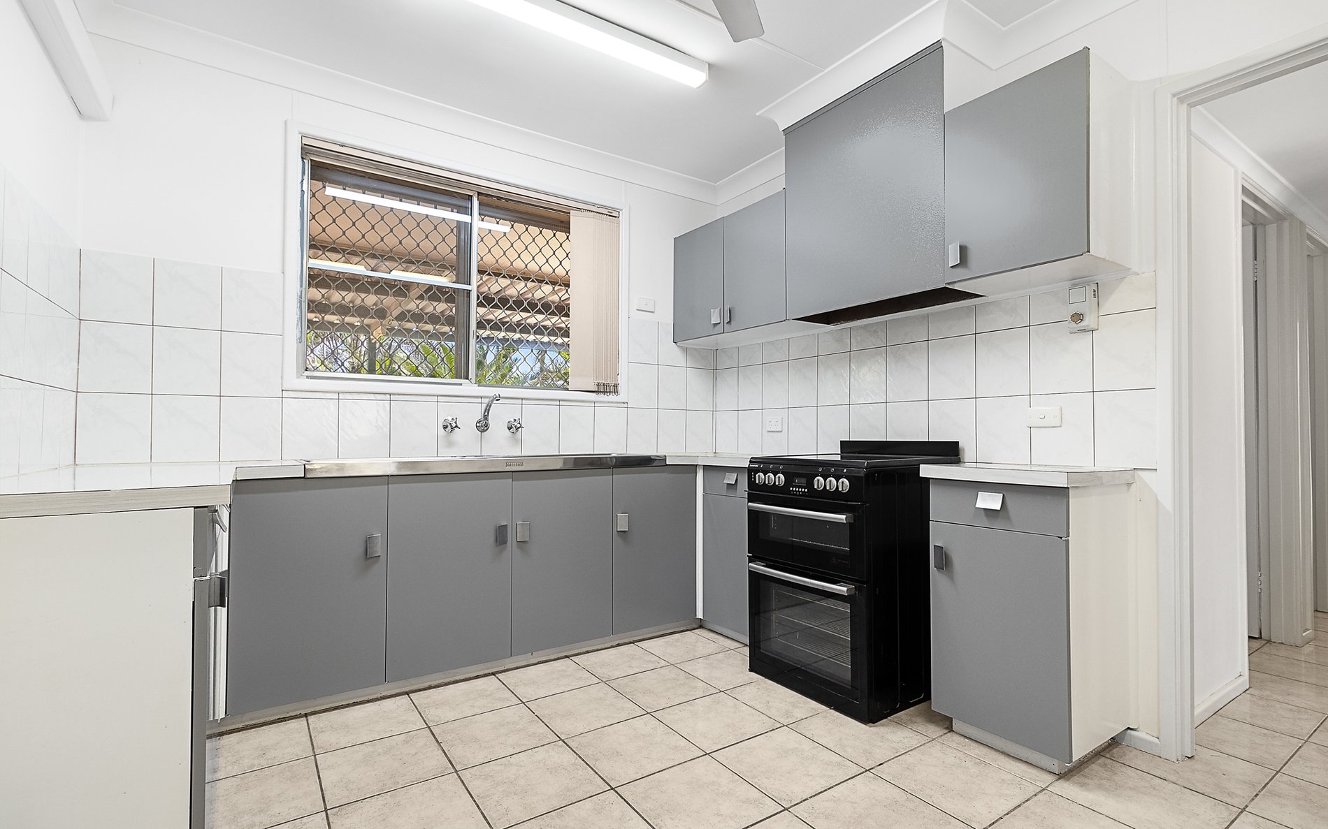 13 Yule Crescent, DAMPIER WA 6713