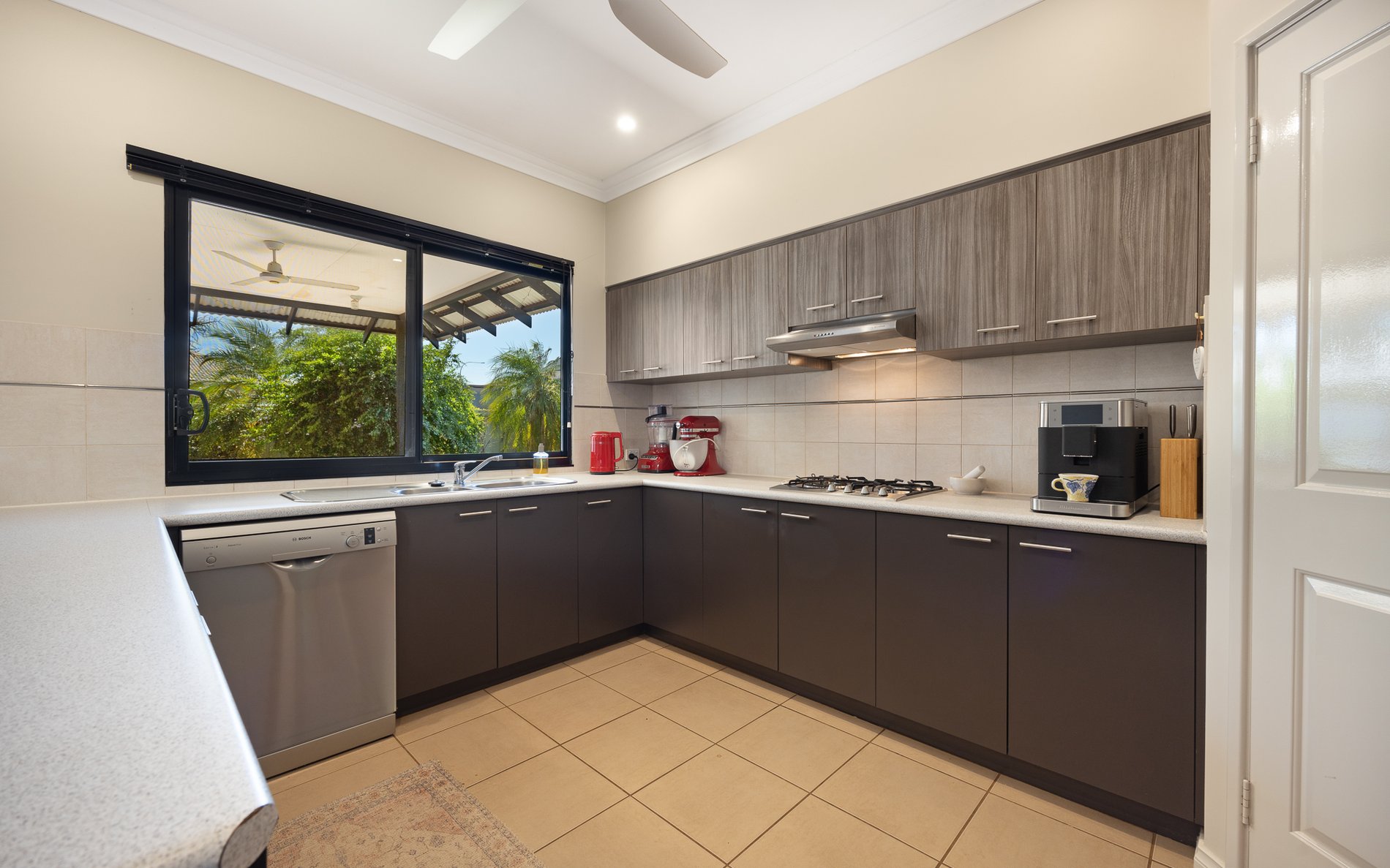 12 Walker Close, MILLARS WELL WA 6714