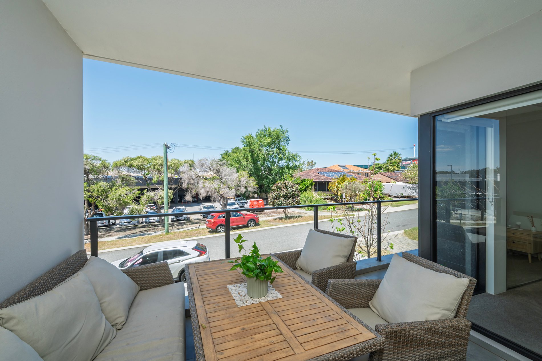2/14 Roebuck Street, INNALOO WA 6018