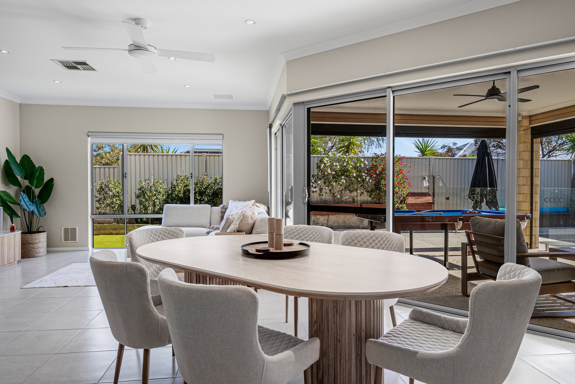 6 Leeway Loop, ALKIMOS WA 6038