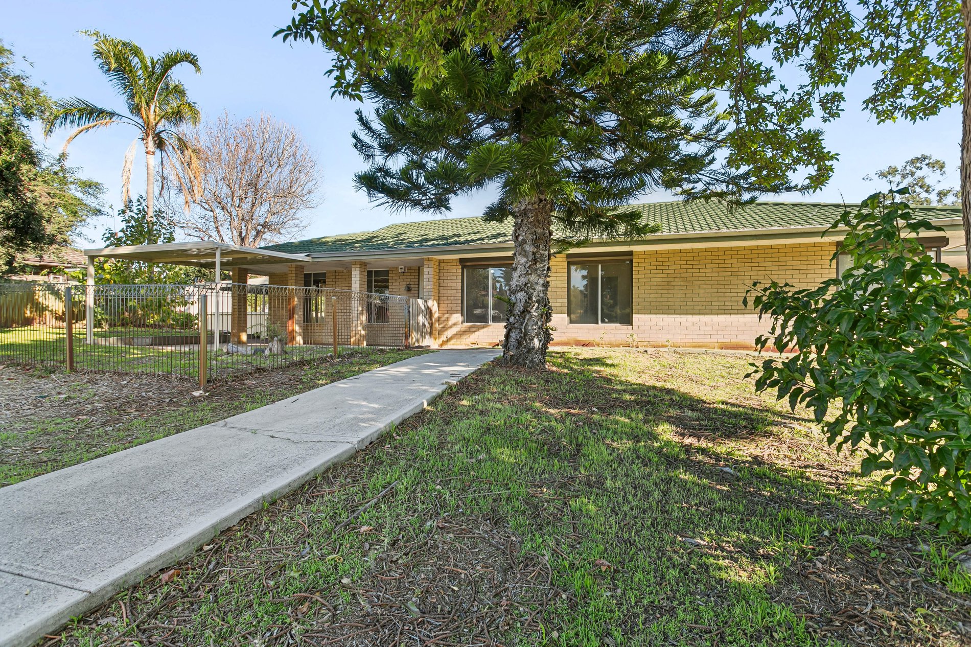 52 Melaleuca Drive, GREENWOOD WA 6024