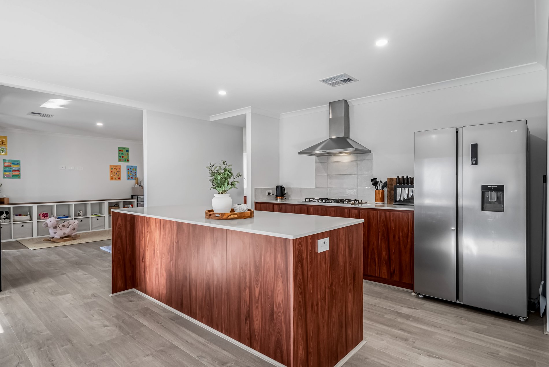 24 Leopard Road, BANKSIA GROVE WA 6031