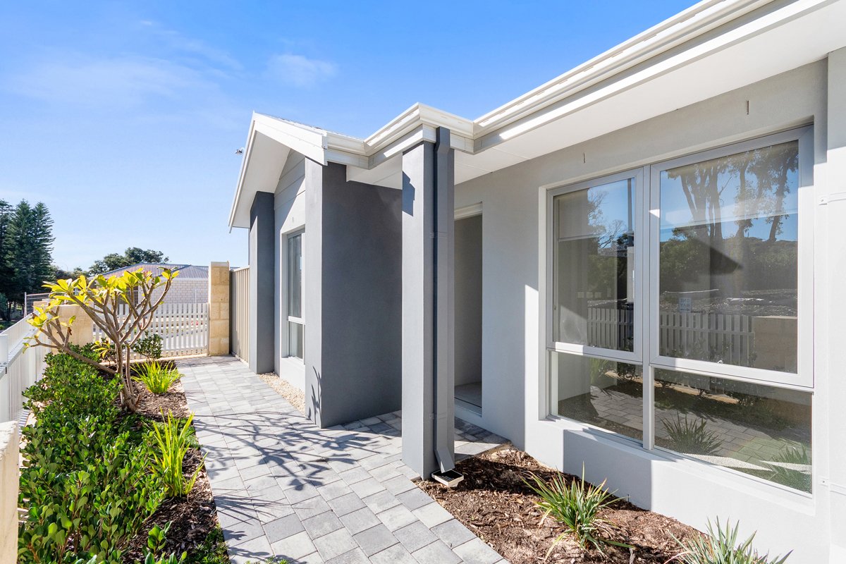 25 Barefoot Lane, YANCHEP WA 6035