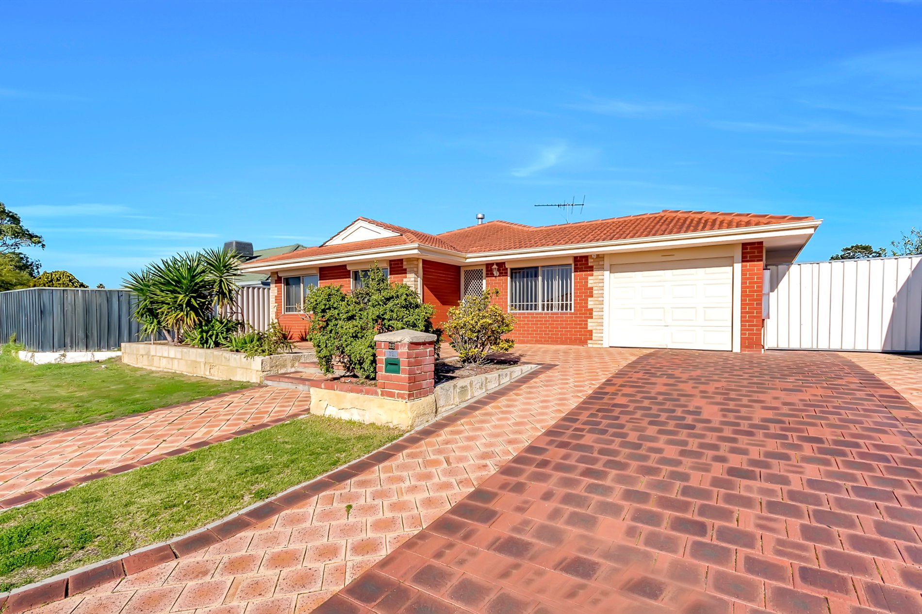 22 Howe Elbow, QUINNS ROCKS WA 6030