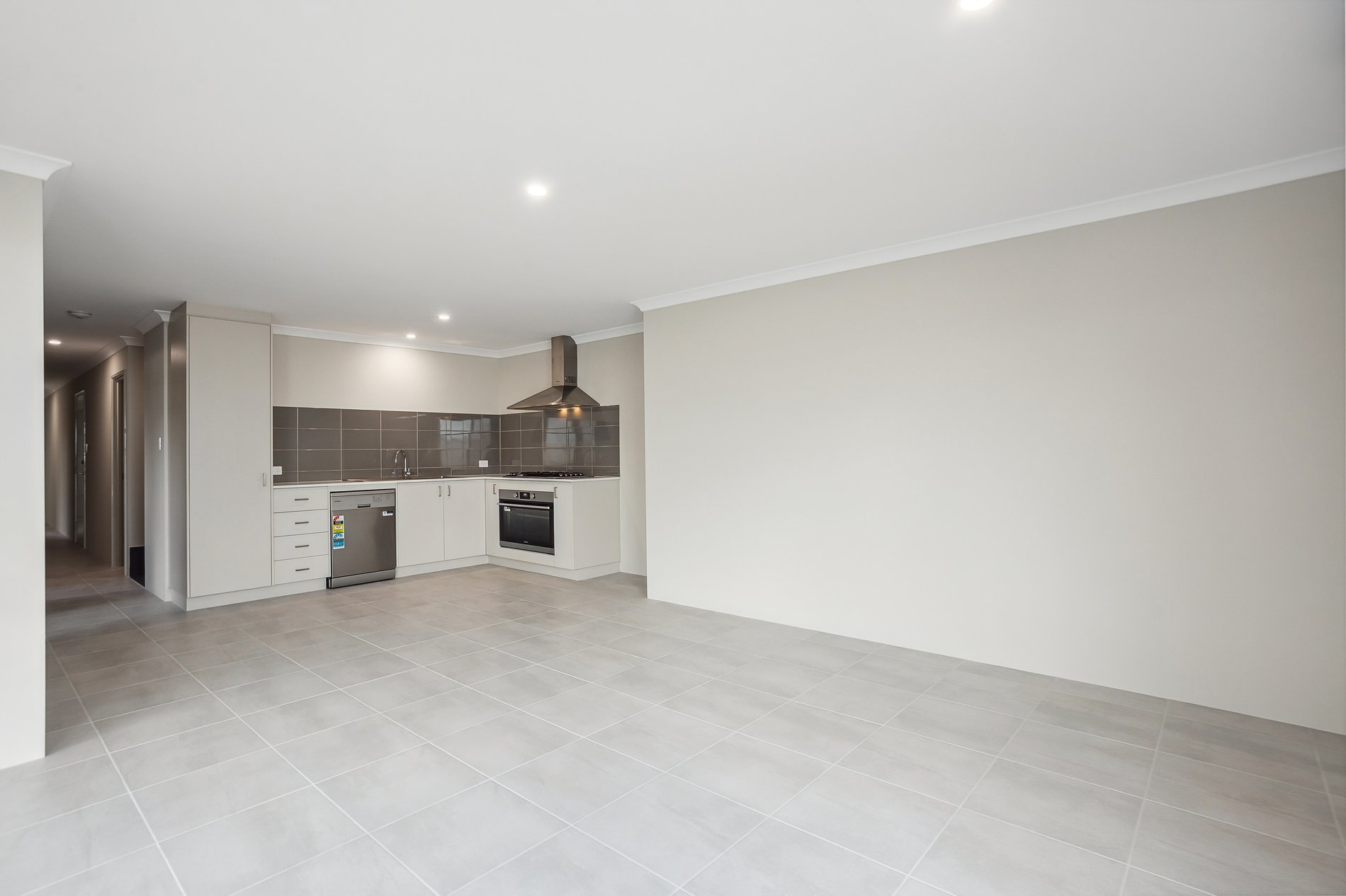 25 BINNINGUP TERRACE, EGLINTON WA 6034