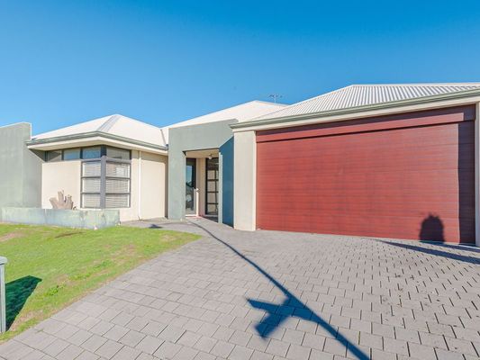 92 Da Vinci Drive, TAPPING WA 6065