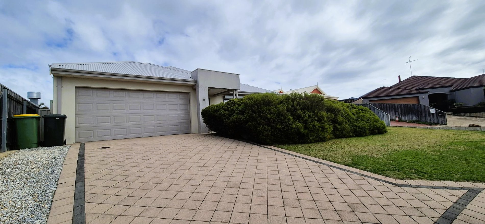 28 Grasshill Grange, HALLS HEAD WA 6210