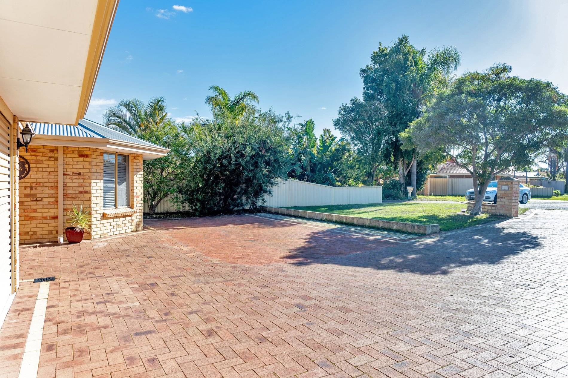 6 Roma Court, DAWESVILLE WA 6211