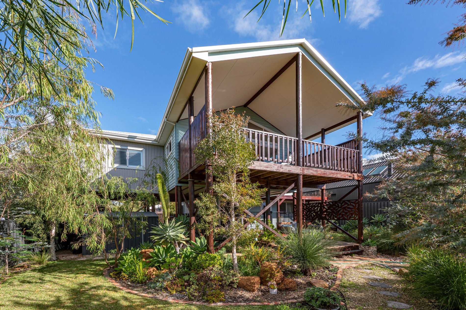 41 Martingale Drive, DUNSBOROUGH WA 6281