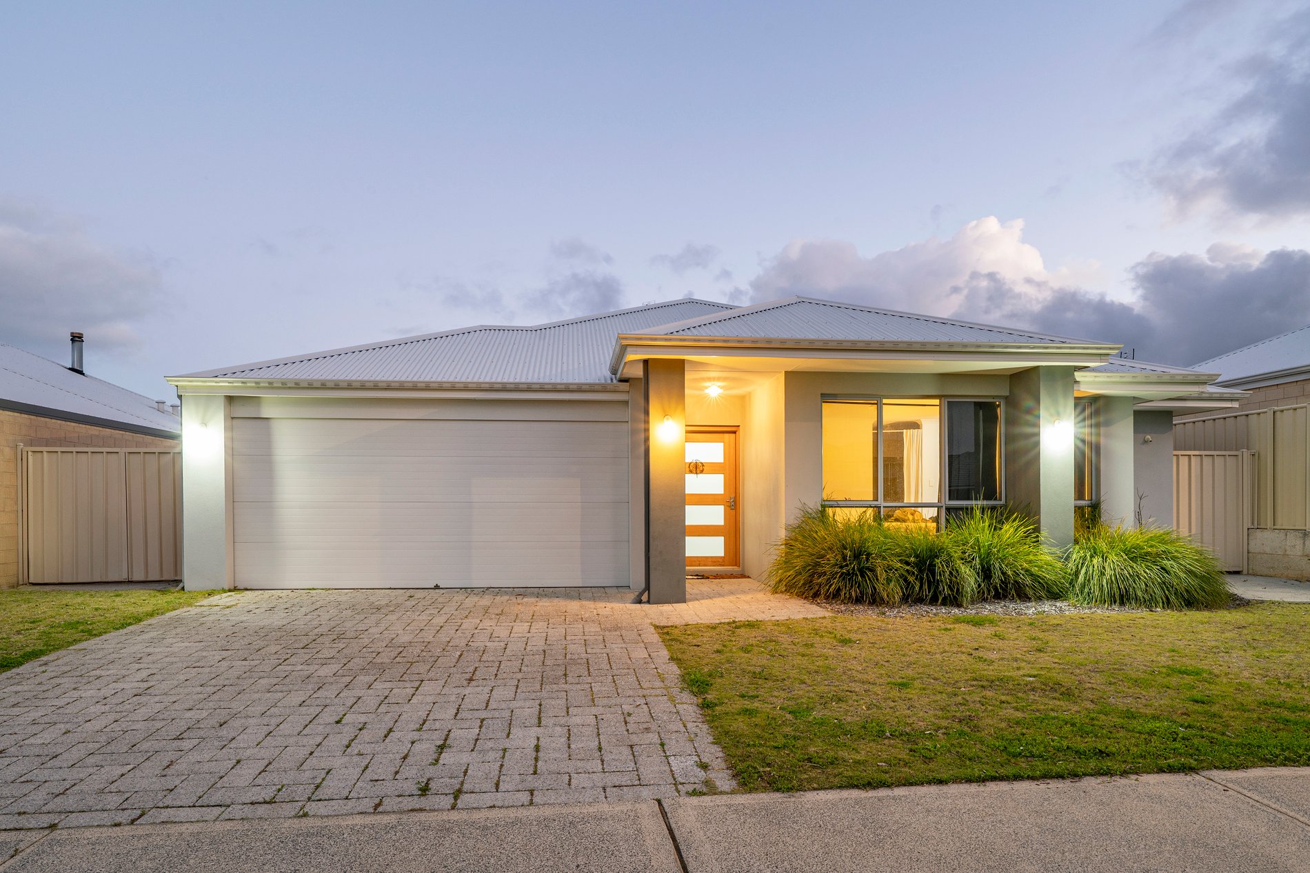 4 Princeville Avenue, DUNSBOROUGH WA 6281
