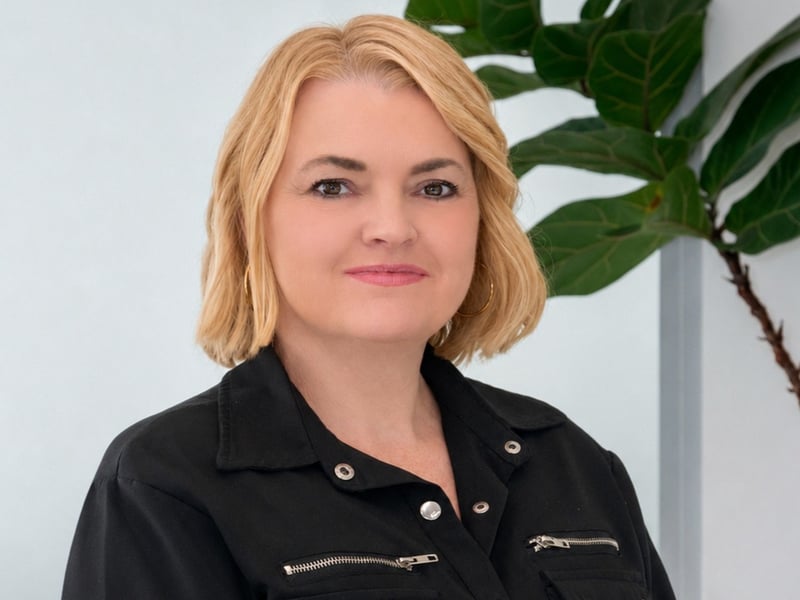 Liza Hogan